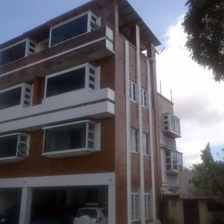 Apartamentos Comodos Cerca Del Aeropuerto Guatemala City Exteriör bild